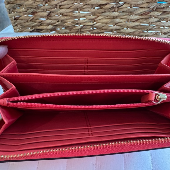 Coach red Long Wallet - Picture 3 of 5